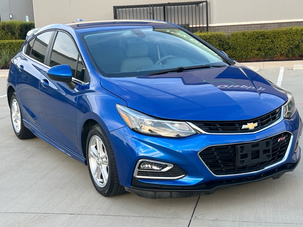 Photo 3 of this CHEVROLET CRUZE