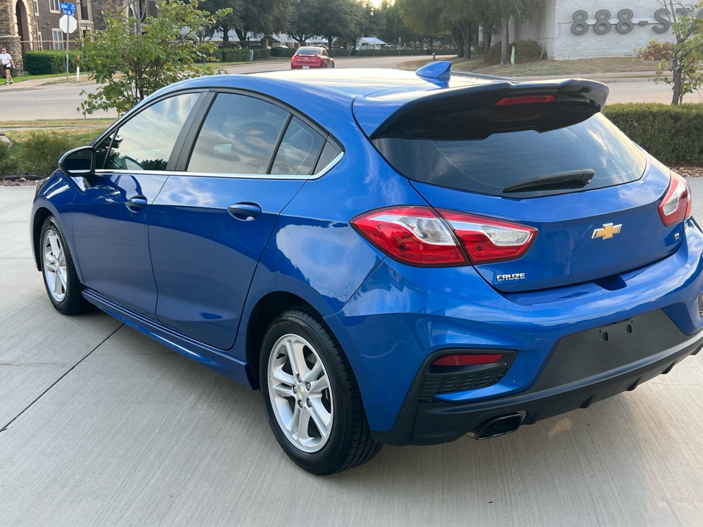 Photo 7 of this CHEVROLET CRUZE
