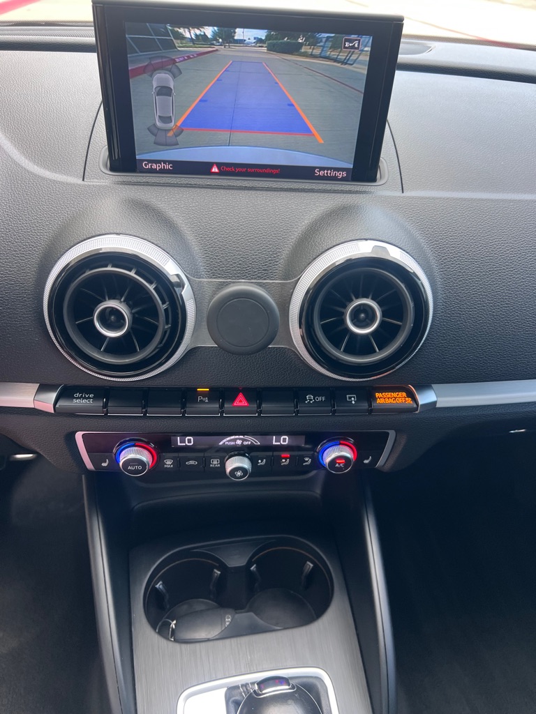 Photo 18 of this AUDI S3