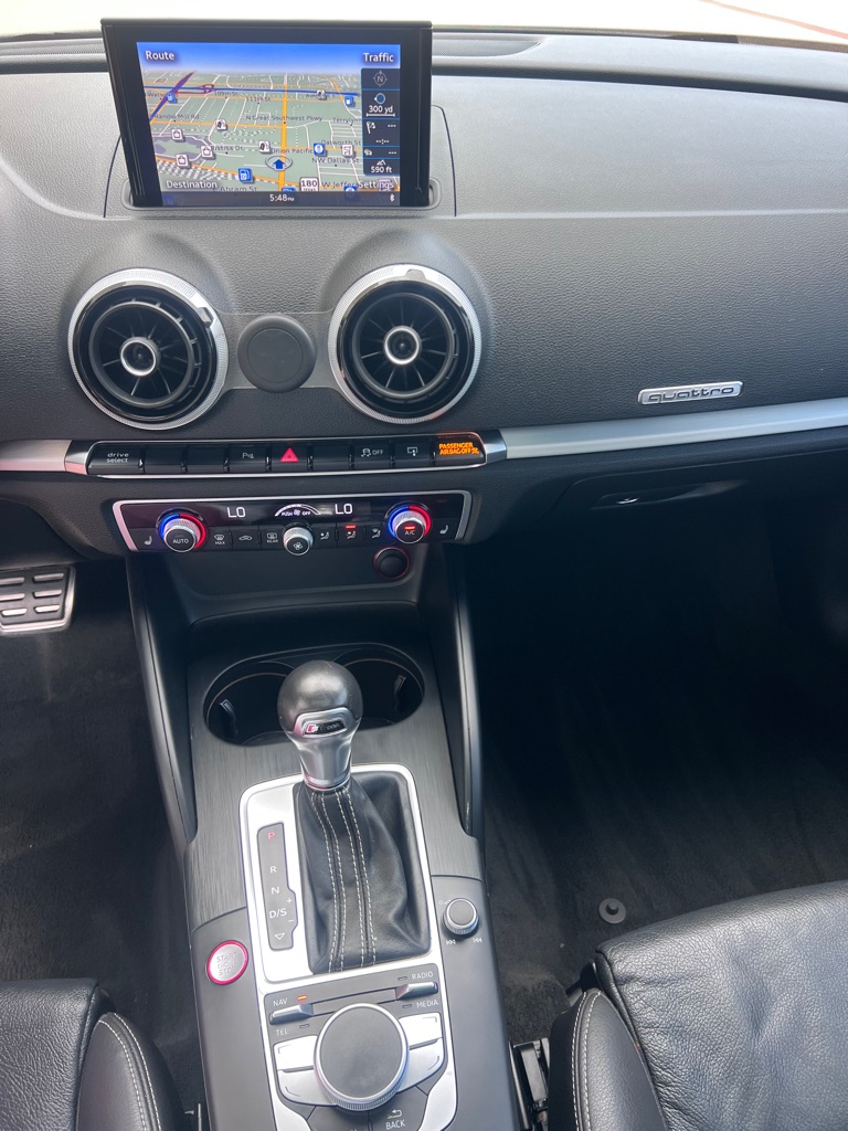 Photo 17 of this AUDI S3