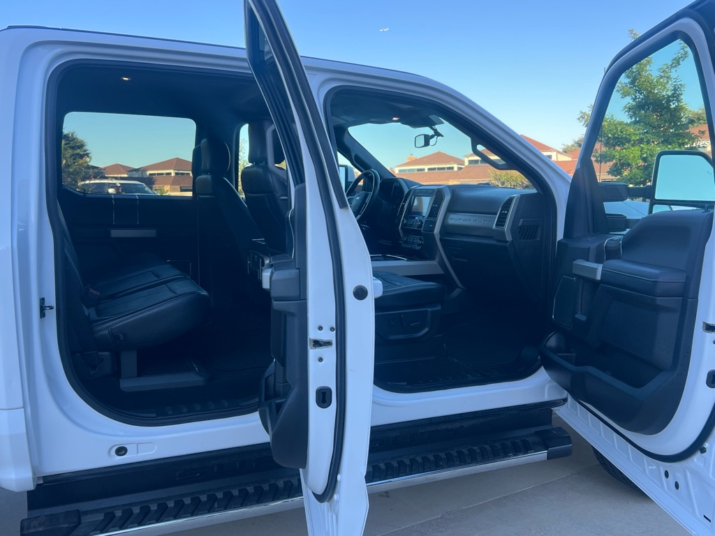 Photo 14 of this FORD F250