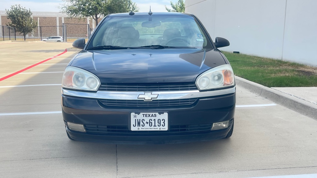 Photo 2 of this CHEVROLET MALIBU