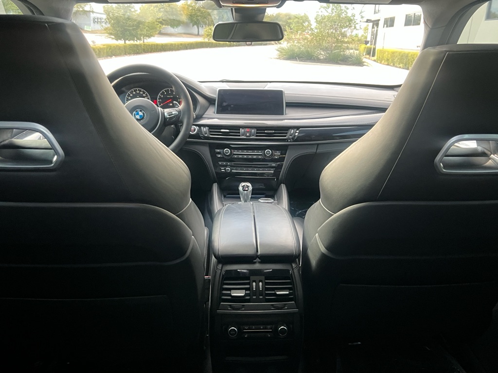 Photo 16 of this BMW X6