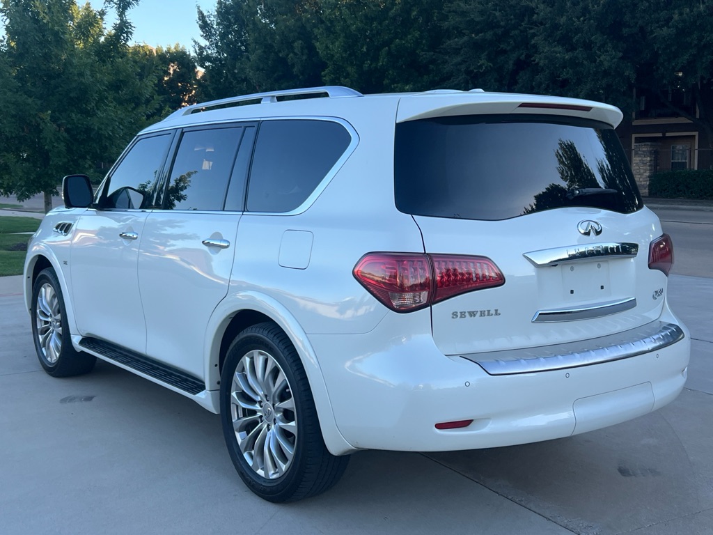 Photo 7 of this INFINITI QX80