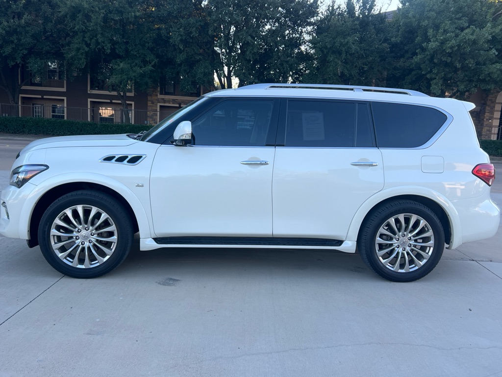 Photo 8 of this INFINITI QX80