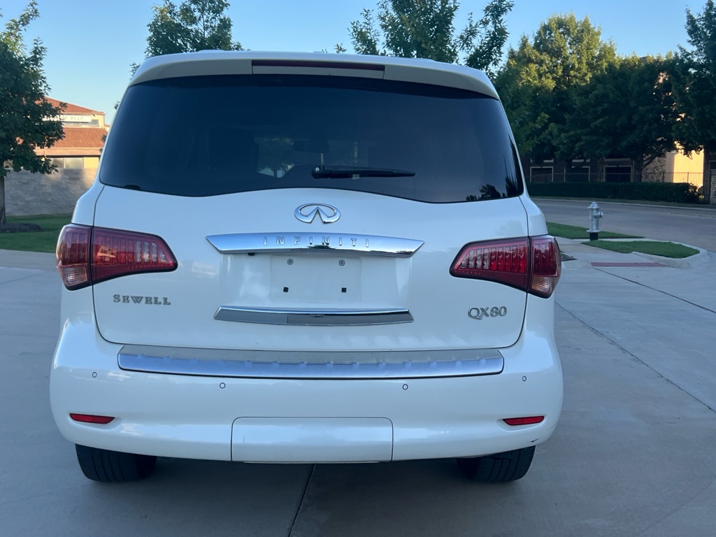 Photo 6 of this INFINITI QX80