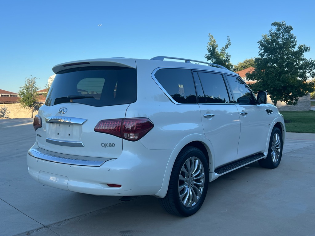 Photo 5 of this INFINITI QX80
