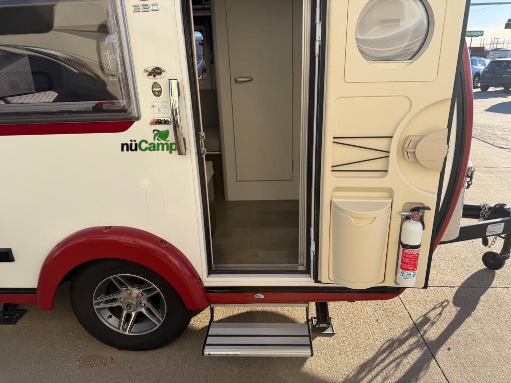 Photo 3 of this NUCAMP RV T@B SERIES