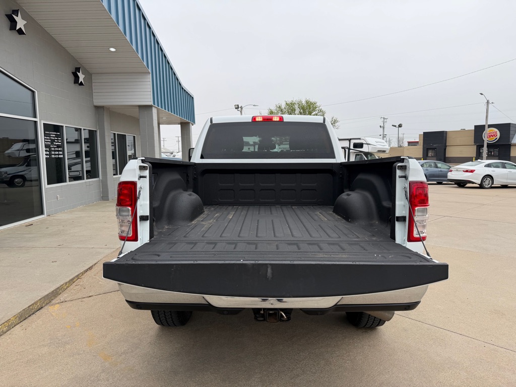 Photo 5 of this RAM 2500 BIG HORN