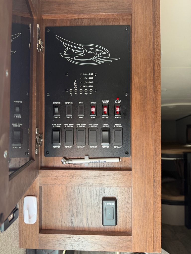 Photo 10 of this JAYCO 26BHX