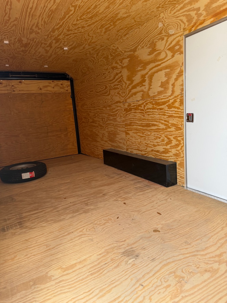 Photo 5 of this SHARP MGF 24FT TRAILER