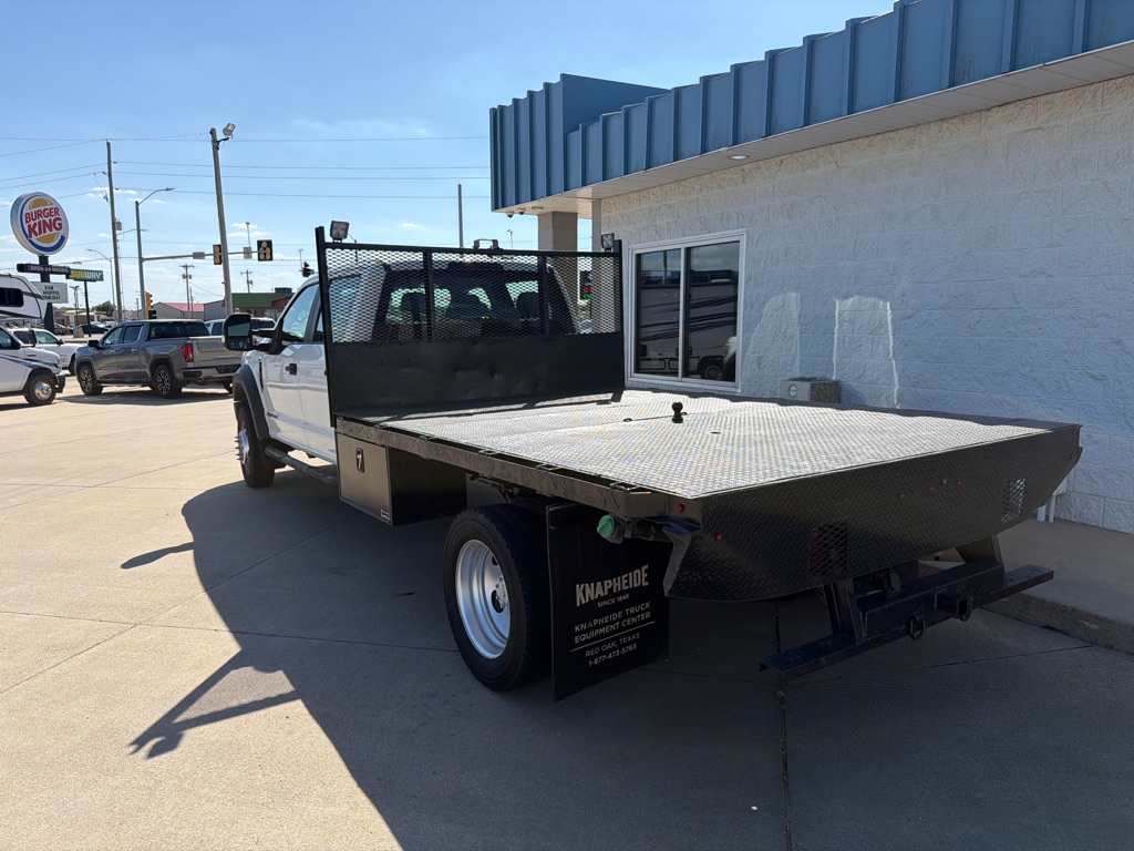 Photo 2 of this FORD F450 XL FLATBED