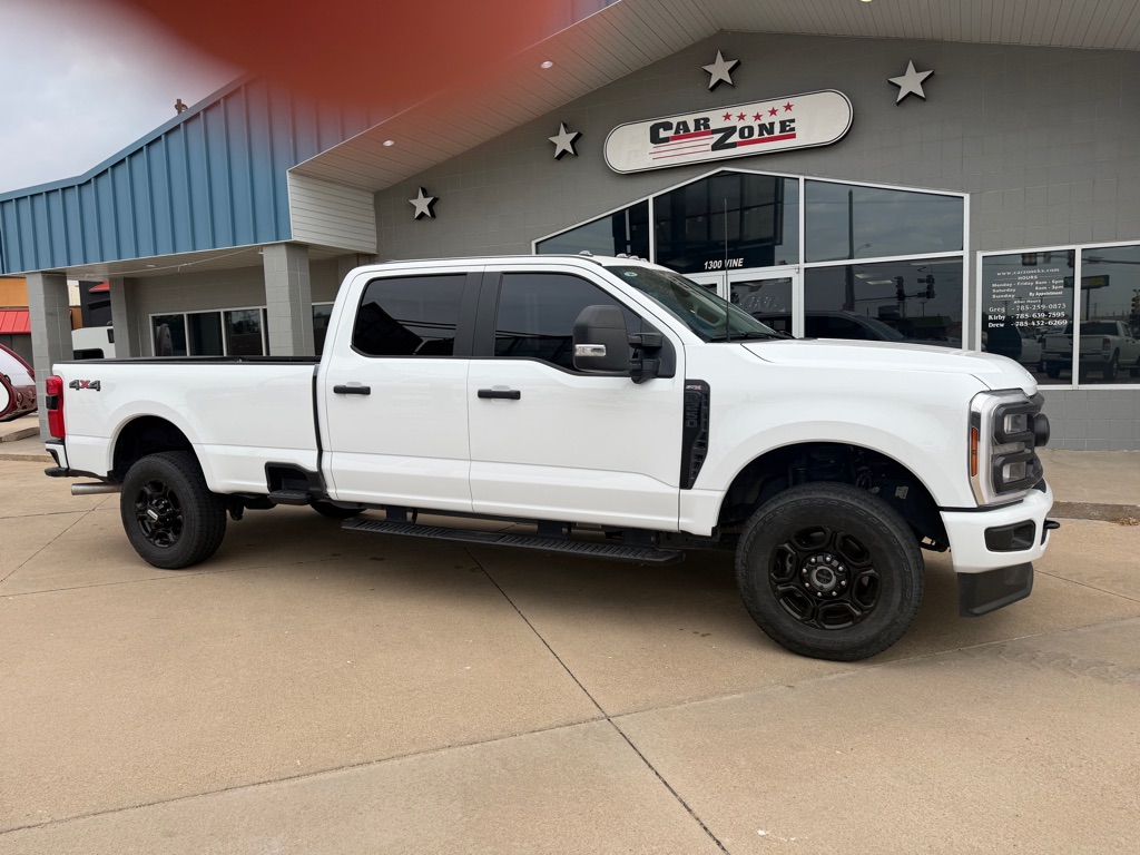 Photo 8 of this FORD F250