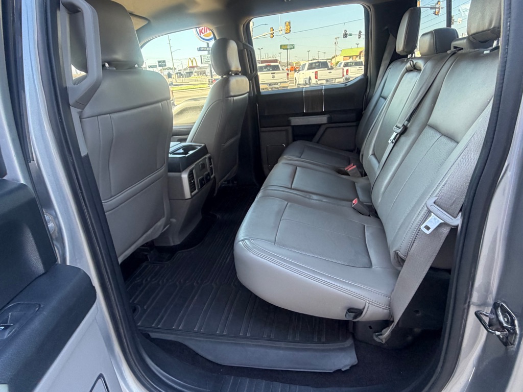 Photo 5 of this FORD F150