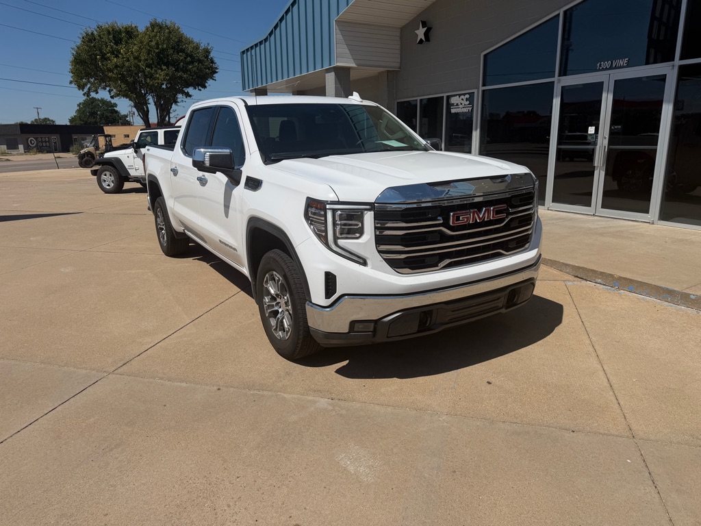 Photo 2 of this GMC SIERRA