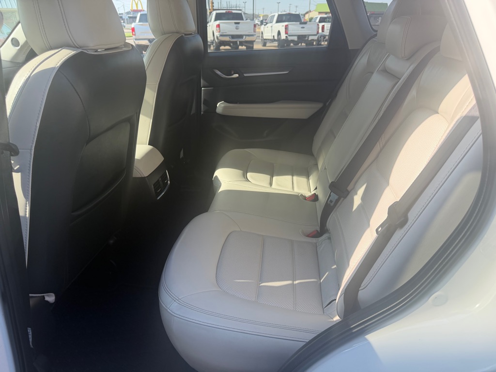 Photo 5 of this MAZDA CX-5