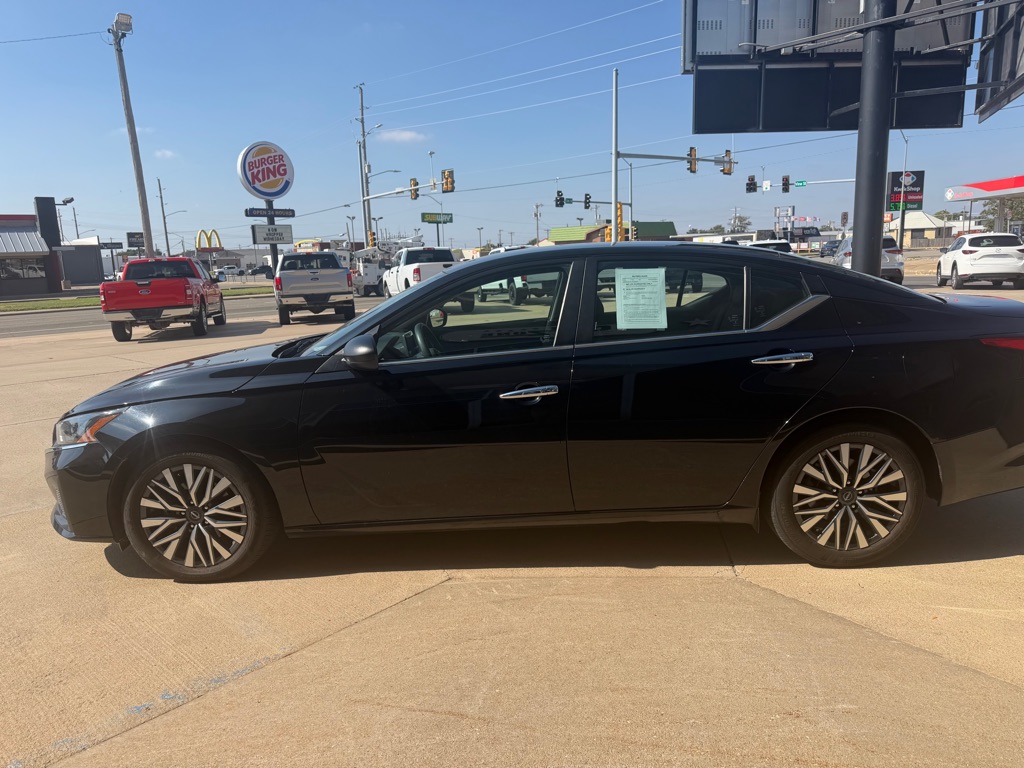 Photo 5 of this NISSAN ALTIMA