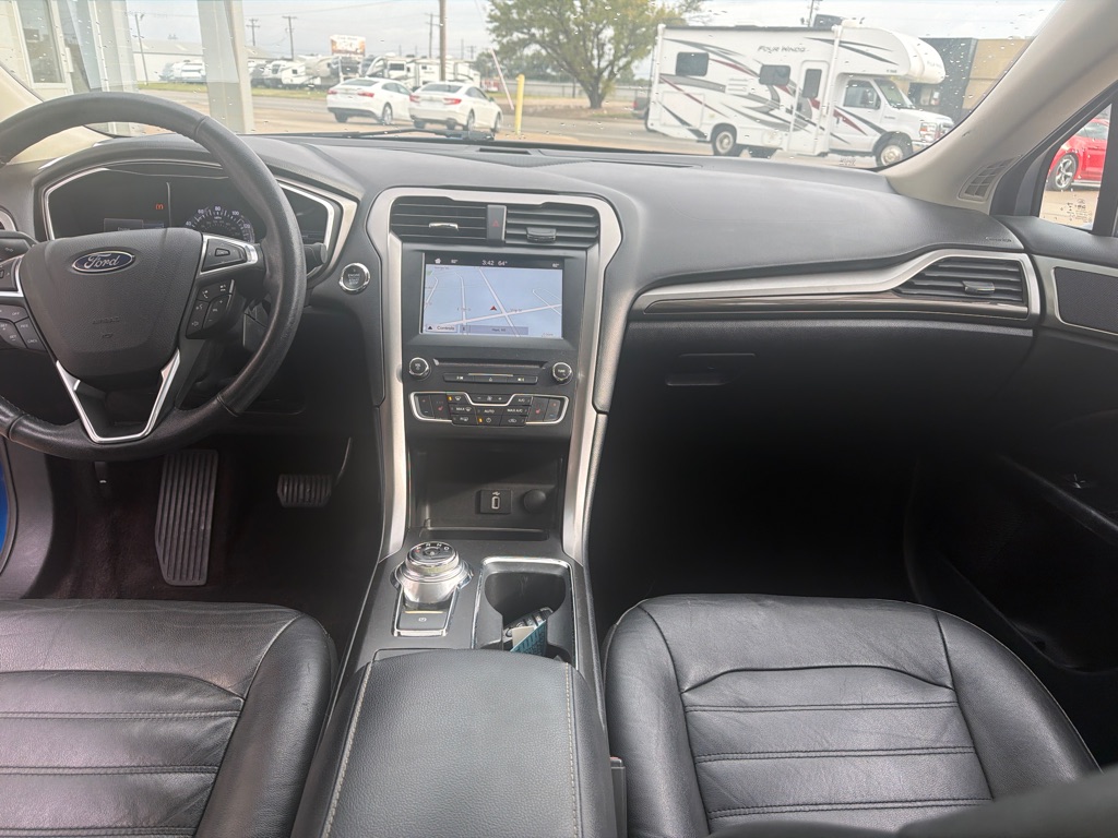 Photo 6 of this FORD FUSION