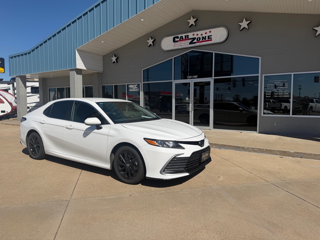 2024 TOYOTA CAMRY