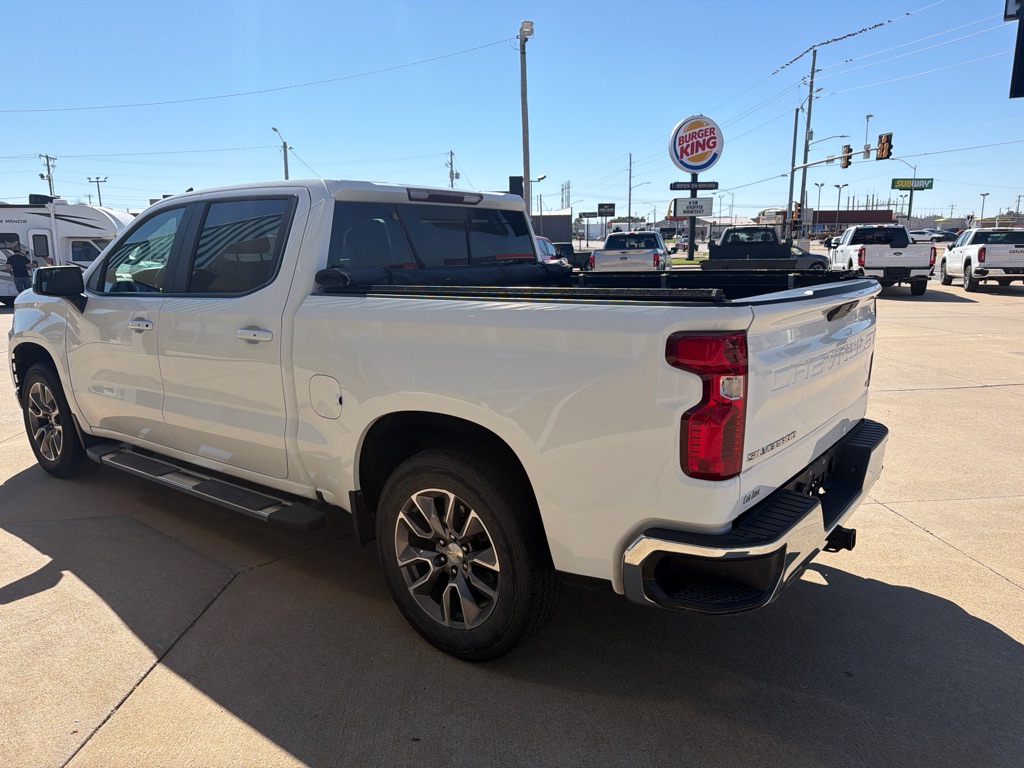 Photo 4 of this CHEVROLET SILVERADO 1500