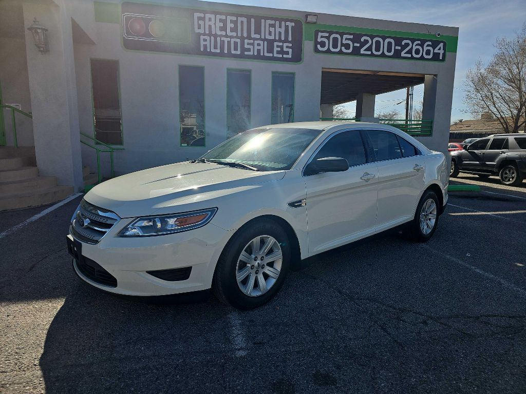 2011 Ford Taurus SE