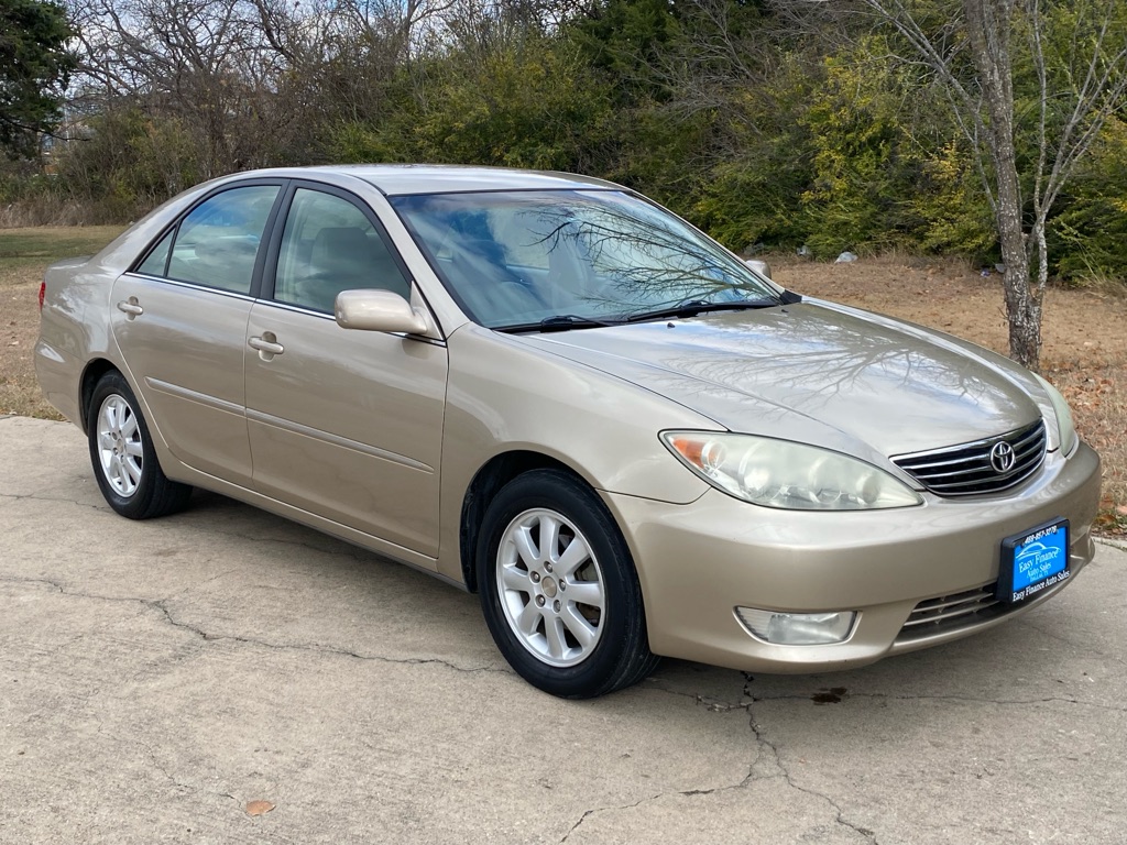 2005 Toyota Camry LE