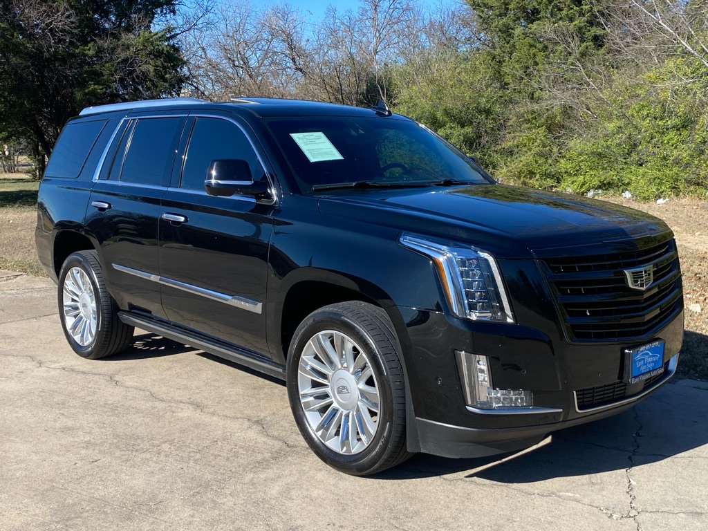 2017 Cadillac Escalade Platinum's photo