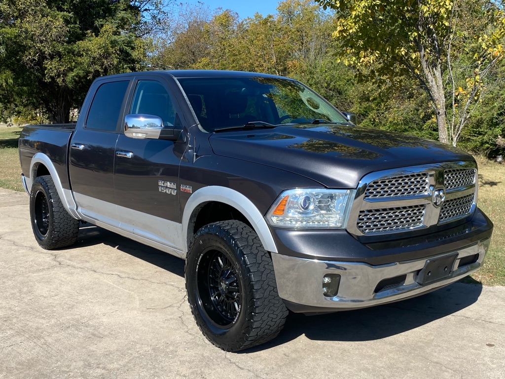 2016 RAM Ram 1500 Pickup Laramie