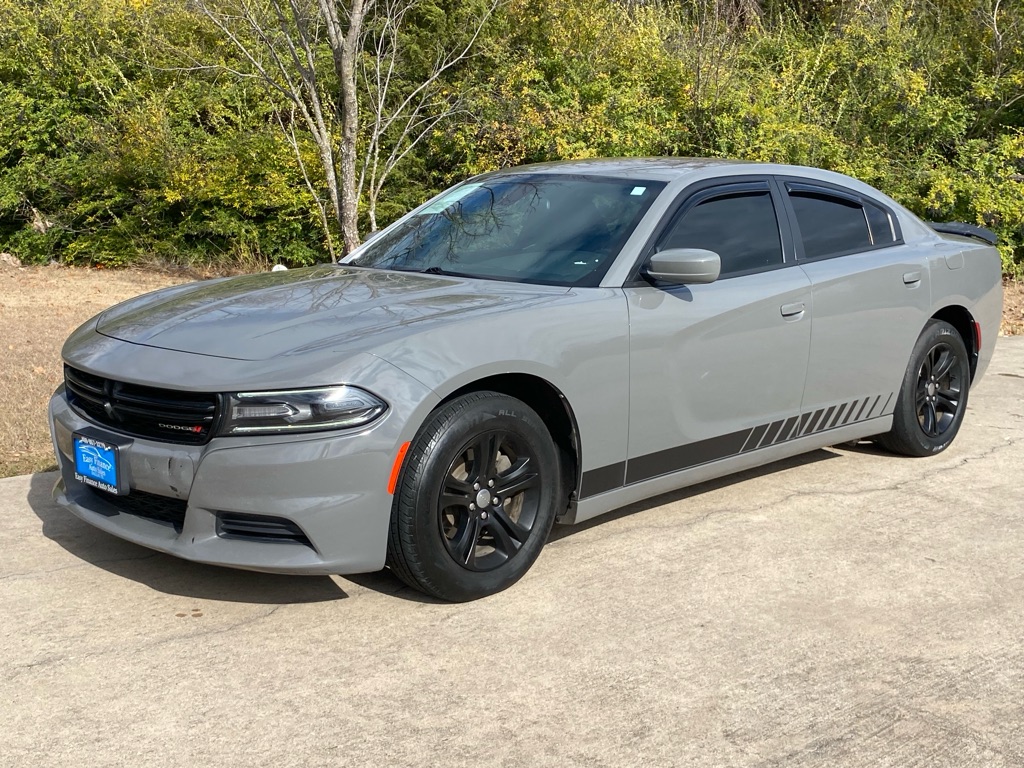 2018 Dodge Charger SXT's photo