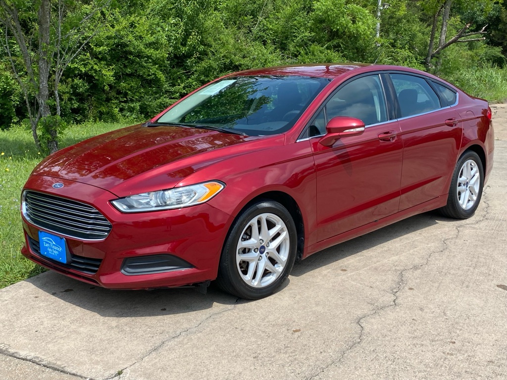 2015 Ford Fusion SE FWD's photo