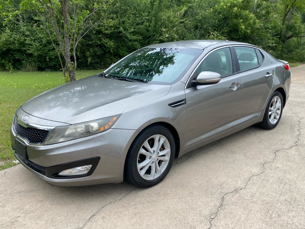 2012 Kia Optima LX AT's photo