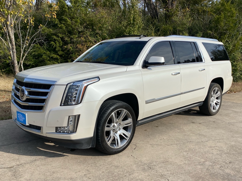2015 Cadillac Escalade ESV Premium's photo