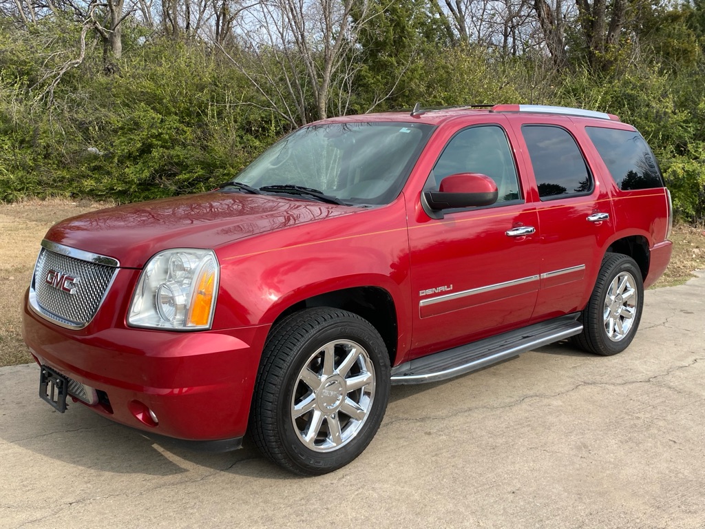 2013 GMC Yukon Denali's photo