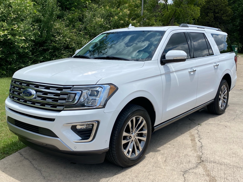 2018 Ford Expedition Limited's photo
