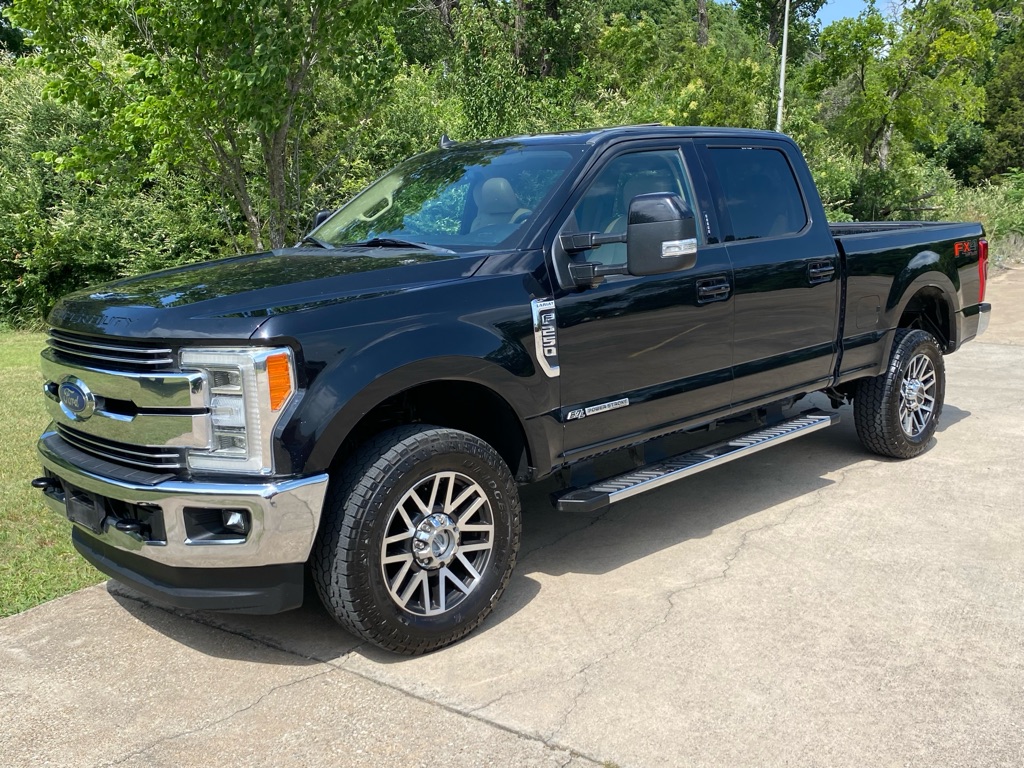 2019 Ford F-250 Lariat 4x4 Crew Cab 6-3/4' Box's photo