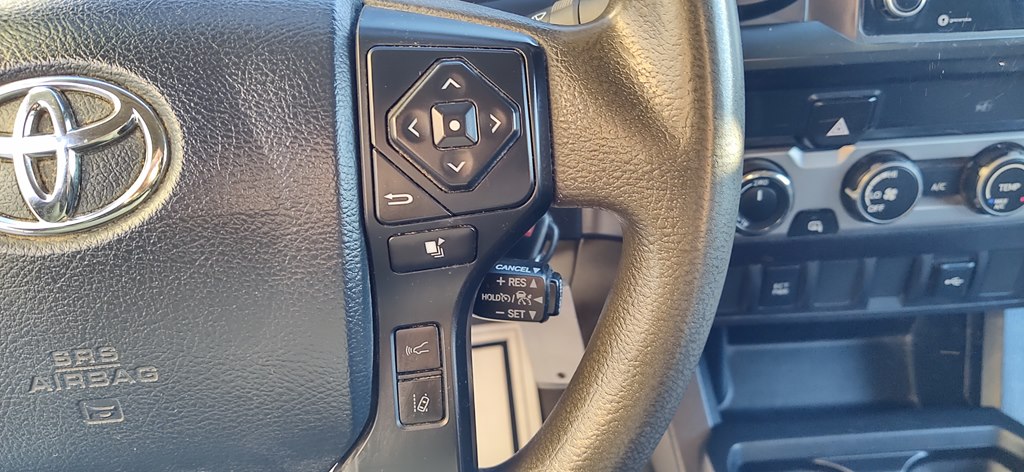 Photo 25 of this TOYOTA TACOMA