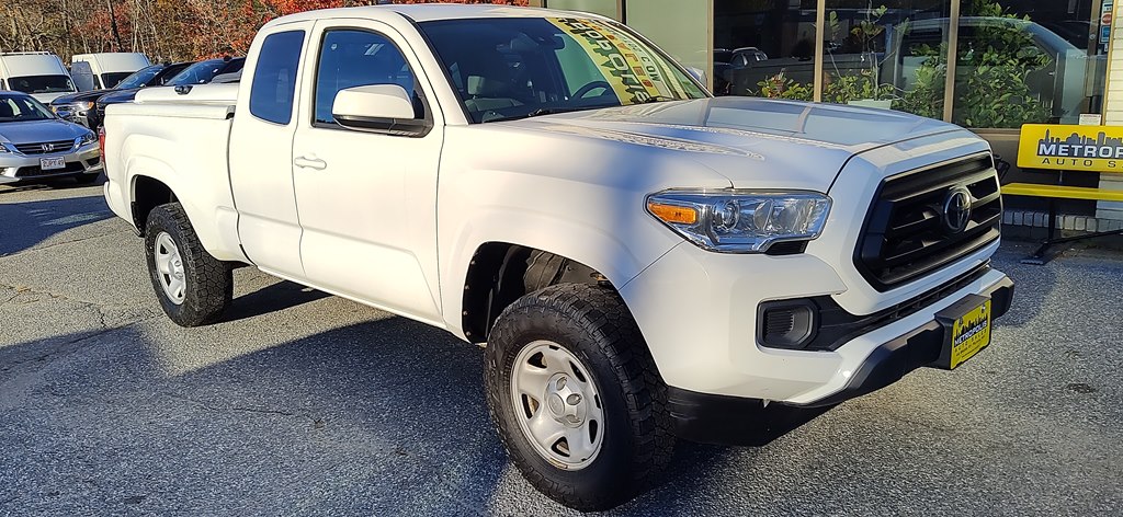 Photo 2 of this TOYOTA TACOMA