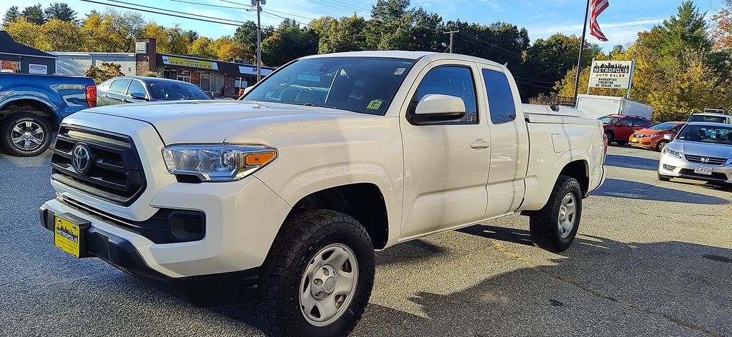 Photo 4 of this TOYOTA TACOMA
