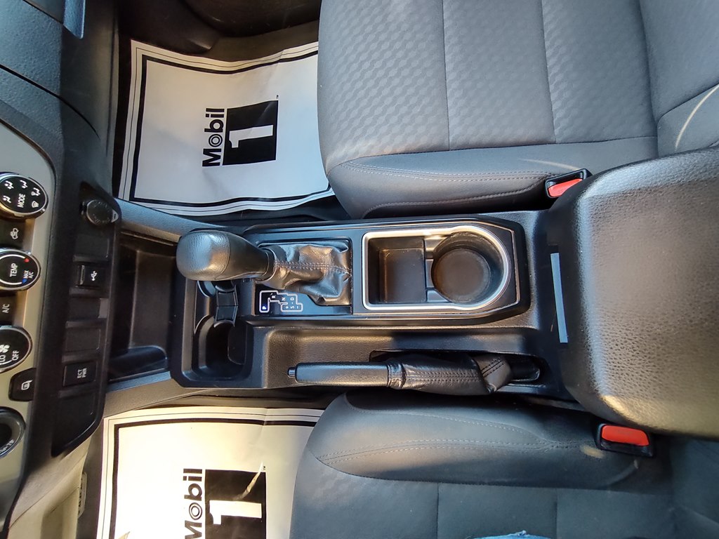 Photo 29 of this TOYOTA TACOMA