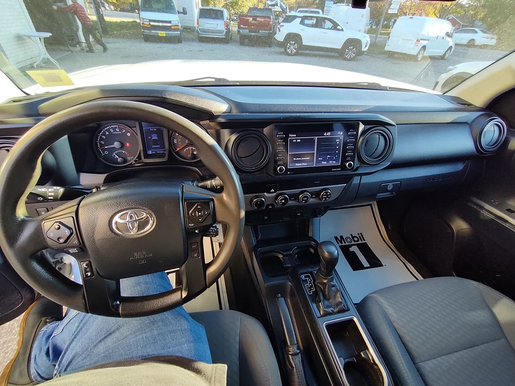 Photo 26 of this TOYOTA TACOMA