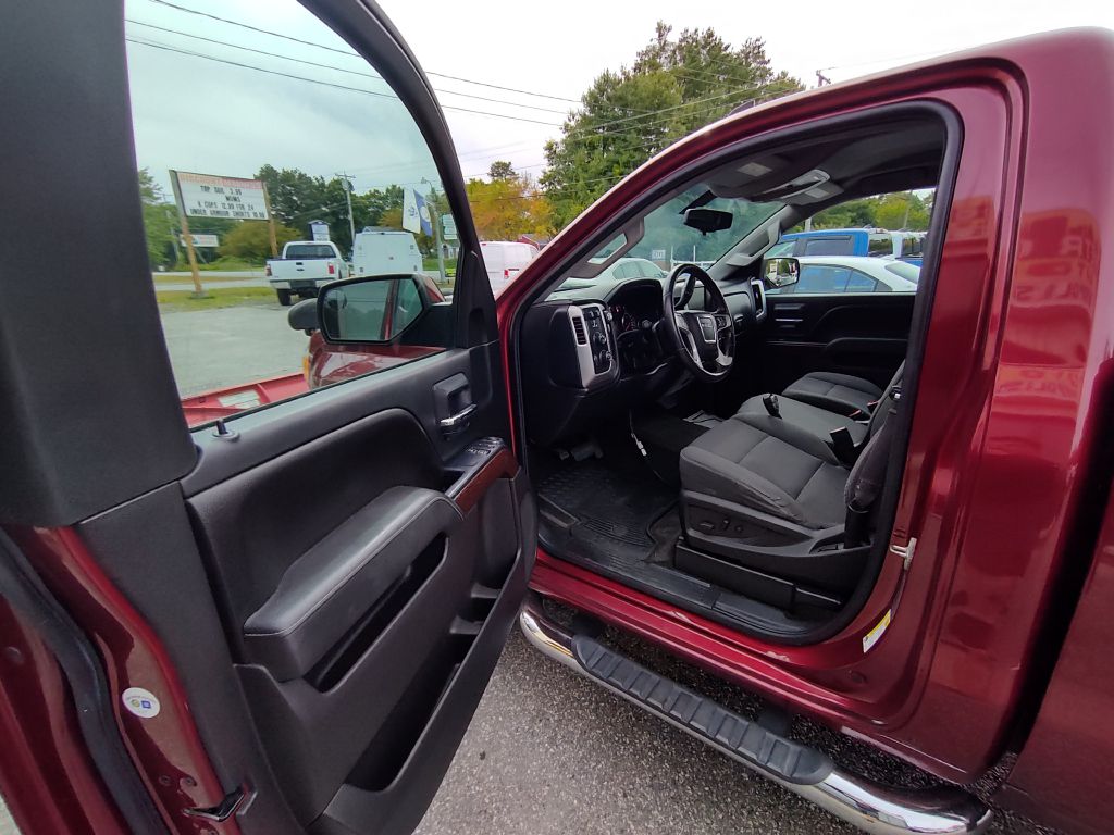 Photo 15 of this GMC SIERRA W/ PLOW