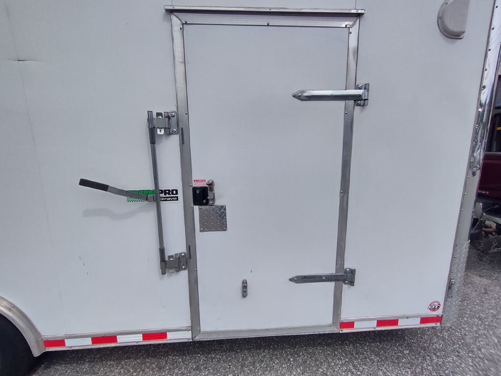 Photo 6 of this BRAVO TRAILERS 20' ENCLOSED