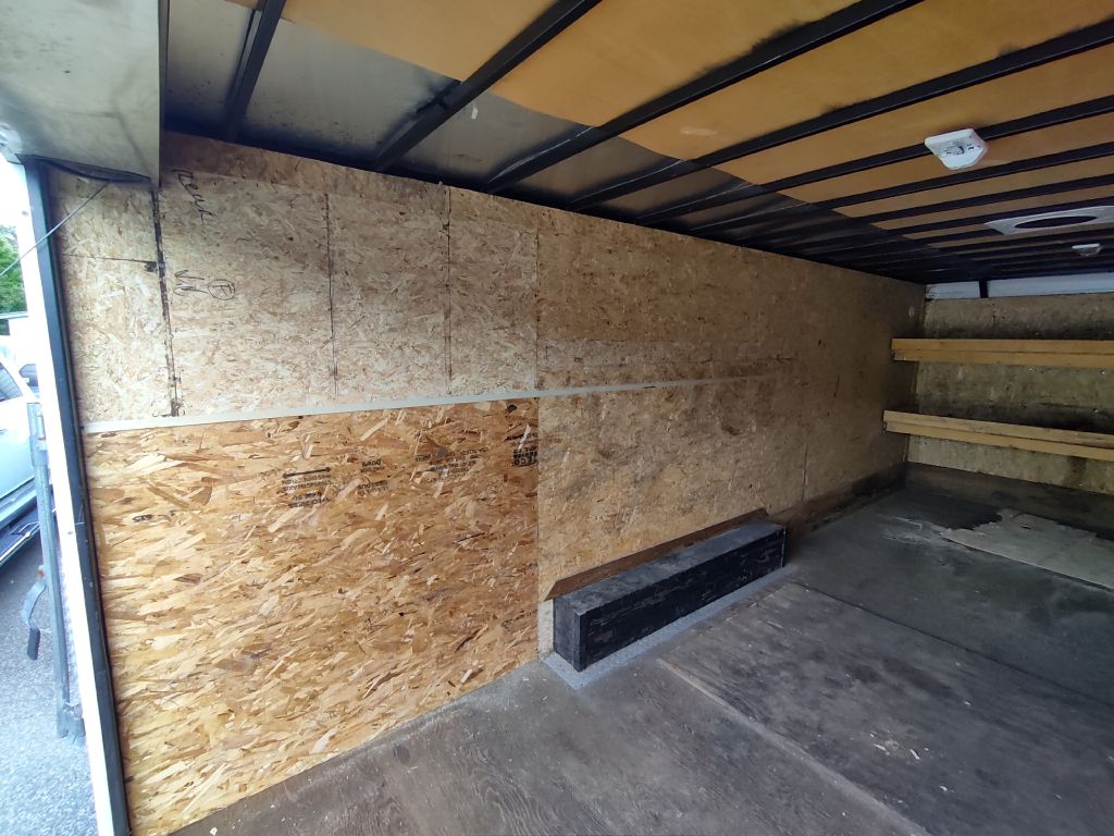 Photo 20 of this BRAVO TRAILERS 20' ENCLOSED