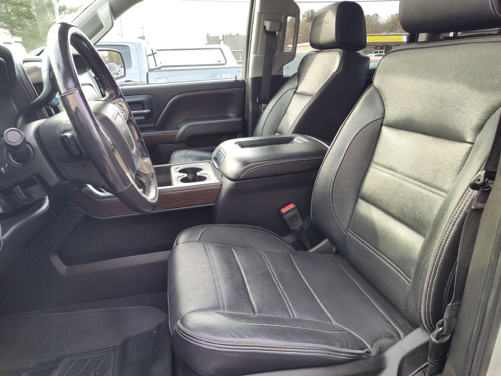 Photo 9 of this GMC SIERRA