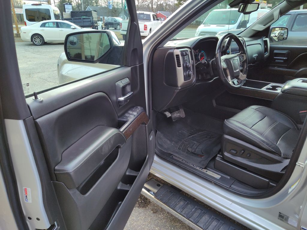 Photo 10 of this GMC SIERRA