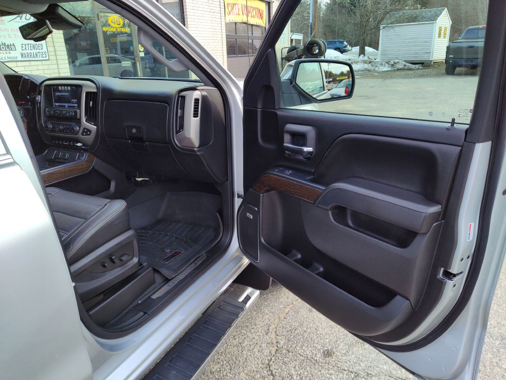 Photo 17 of this GMC SIERRA