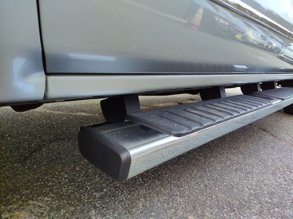 Photo 22 of this GMC SIERRA