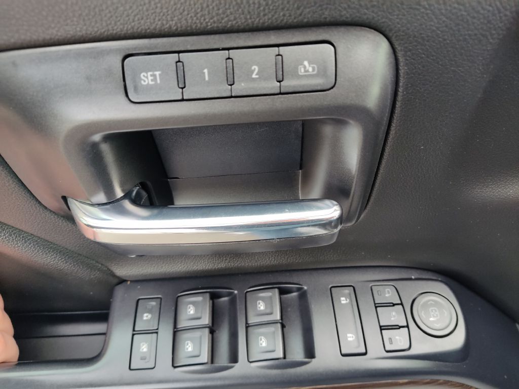 Photo 25 of this GMC SIERRA