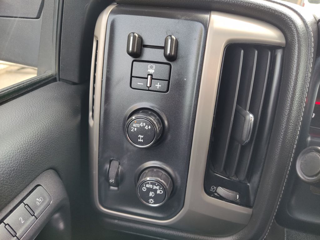 Photo 27 of this GMC SIERRA