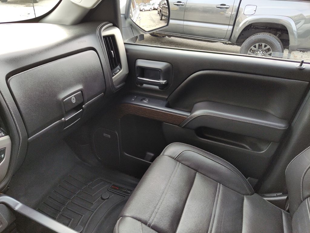 Photo 31 of this GMC SIERRA